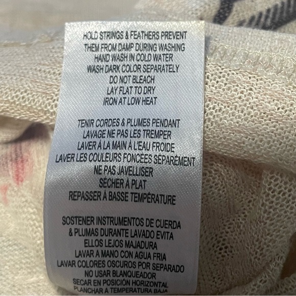 BENISTI Aztec batwing top with feather detail size M/L - Picture 5 of 7